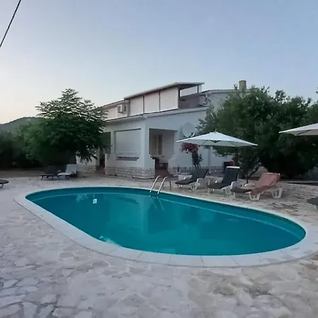 Bianca Apartman Barbat na Rabu