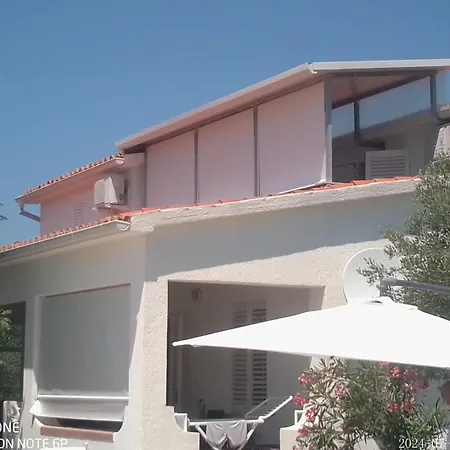Bianca Apartman Barbat na Rabu
