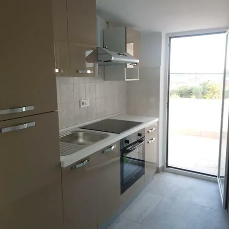 Bianca Apartman *
